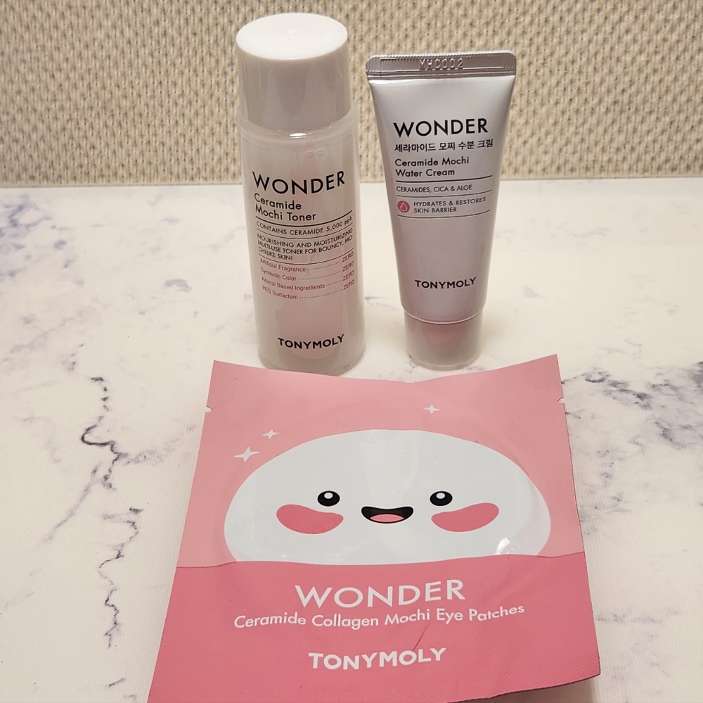 TONYMOLY Travel Skincare Set